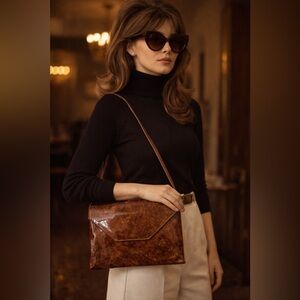 Vintage 60s 70s Tortoiseshell Patent Envelope Shoulder Bag Mod Clutch Purse